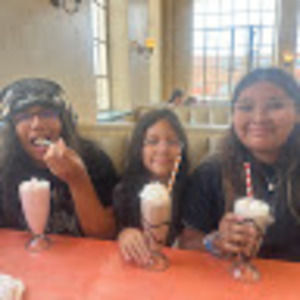 Meet your Posher, Rebecca